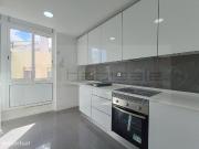 Apartamento T3 em fase de remodelao total na Amadora