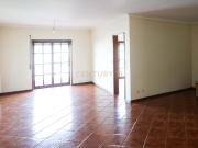 Apartamento T3 em Mira com garagem fechada