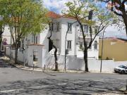 Apartamento T3 em moradia apalaada em Caxias, Oeiras...