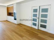 Apartamento T3 em N.S. da Vila, N.S. do Bispo e Silveiras