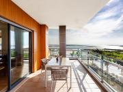 Apartamento T3 em Olhão com vistas incríveis e piscina...