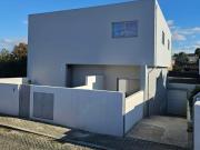 Apartamento T3 em Oliveira do Douro de 121,00 m² 121m²...
