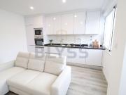 Apartamento T3, em Remodelação Total com GARAGEM situado...