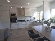 Apartamento T3, totalmente remodelado em Benfica....