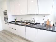 Apartamento T3, em Remodelação Total situado em Benfica,...