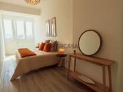 Apartamento T3, em Remodelação Total situado em Benfica,...