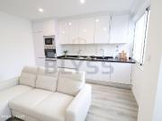 Apartamento T3, em Remodelao Total com GARAGEM situado...