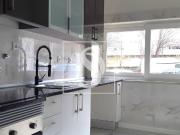 Apartamento T3 em remodelao total nas Urmeiras, Loures