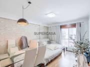 Apartamento T3 em Rio de Mouro