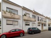 Apartamento T3 em Rio Tinto de 2002 com quintal, garagem...