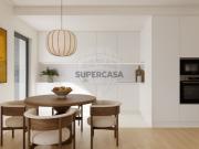 Apartamento T3 em Santo António dos Cavaleiros e Frielas