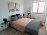 APARTAMENTO T3 EM TOTAL REMODELAÇÃO NA RUA RAFAEL DUQUE...