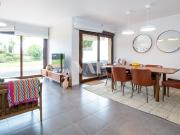 Apartamento T3 em Vilamoura com saída direta para a piscina