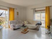 Apartamento T3 espaçoso e luminoso no centro de Lagos...