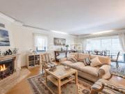 Apartamento T3 em condomínio fechado no Estoril