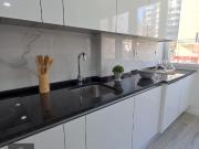 Apartamento T3 Estrada de Benfica, remodelado e equipado