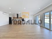 Apartamento T3 Logradouro de 80m2 Novo 168m² da Lourinhã... Apartamento T3 Logradouro de 80m2 Novo 168m² da Lourinhã...