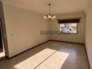 Apartamento T3 | Rés do Chão | Boa Localização em Loures