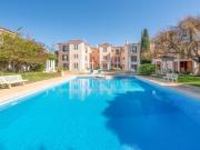 Apartamento T3 mobilado com piscina e jardim em...