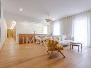 Apartamento T3, na Baixa de Setúbal: Arquitectura Moderna