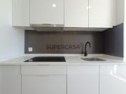 Apartamento T3 na Damaia em fase de remodelação