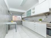 Apartamento T3 no centro de Vialonga com elevador