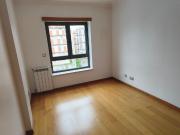 Apartamento T3 no Edifício Jardim Picoas Rua Sousa...