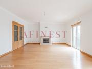 APARTAMENTO T3 NO ESTORIL