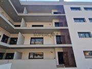 Apartamento T3 no Rés do Chão, com garagem parqueamento...