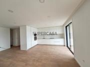 Apartamento T3 Novo, c/ garagem fechada em Airó Barcelos
