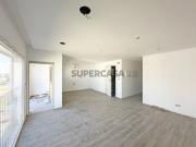 Apartamento T3 Novo C/ Parqueamento e Varanda Santa...