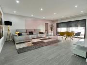 Apartamento T3 novo com estacionamento e piscina Olhão