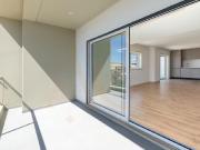 Apartamento T3 novo com Garagem e Piscina em Conceição...