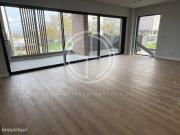 Apartamento T3 novo com piscina em Faro