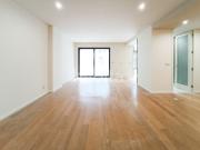 Apartamento T3 novo com varanda e arrumos, no centro da...