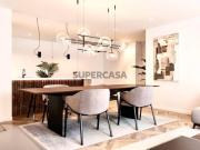 Apartamento T3 novo, com varanda e parqueamento, em...