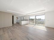 Apartamento T3 novo, com terraço e garagem, em Almada