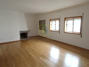 Apartamento T3 para Arrendamento Apartamento T3 para Arrendamento