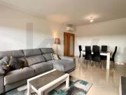 Apartamento T3 para Arrendar com Garagem – Suite e AC em...