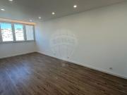 Apartamento T3 para arrendar em Amadora