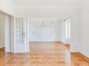 Apartamento T3 para arrendar em Lisboa Apartamento T3 para arrendar em Lisboa