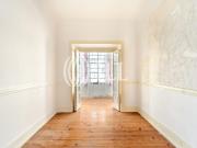 Apartamento T3, para remodelação, em Arroios, Lisboa 0m²...