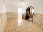 Apartamento T3 para remodelar em Monte Abraão Massamá