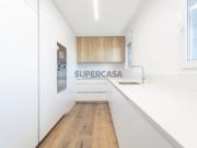 Apartamento T3 parqueamento e arrecadação