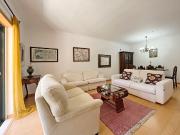 Apartamento T3, próximo da NOVA SBE, para arrendar na...