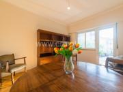 Apartamento T3 R/C Alto com Excelente Luz Natura