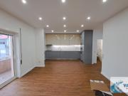 Apartamento T3 Recuperado com Garagem Individual em...