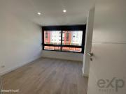 Apartamento T3 Remodelado a Estrear na Damaia, a 2...