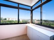 Apartamento T3 remodelado com lugar de parqueamento no Cacem