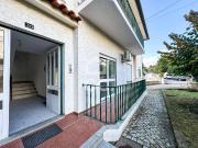 Apartamento T3 Remodelado em Piso Térreo em Vila Chã de...